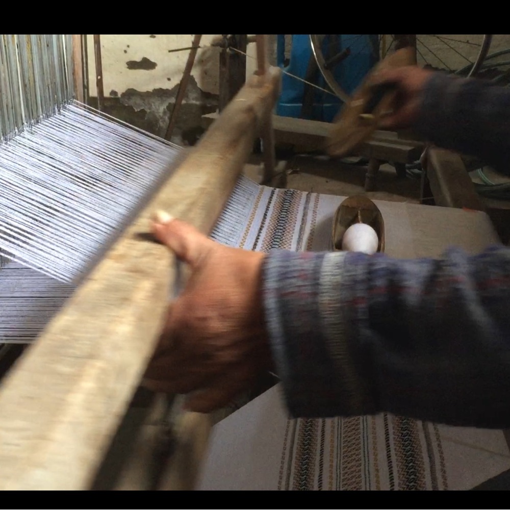Beautiful alpaca scarf from Ecuador - Picture 8 of 11